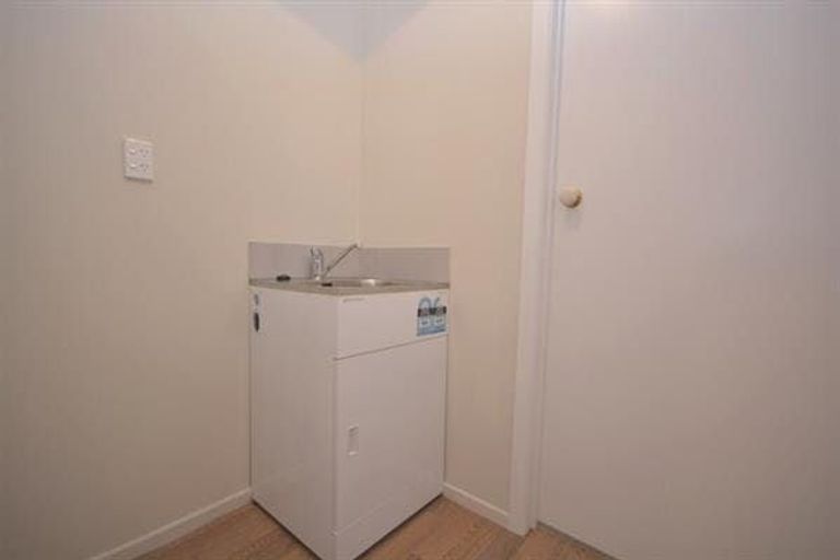 Photo of property in 55 Plumley Crescent, Mangere, Auckland, 2022