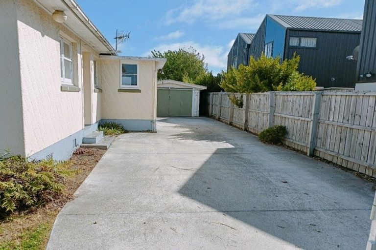 Photo of property in 172 Blenheim Road, Riccarton, Christchurch, 8041