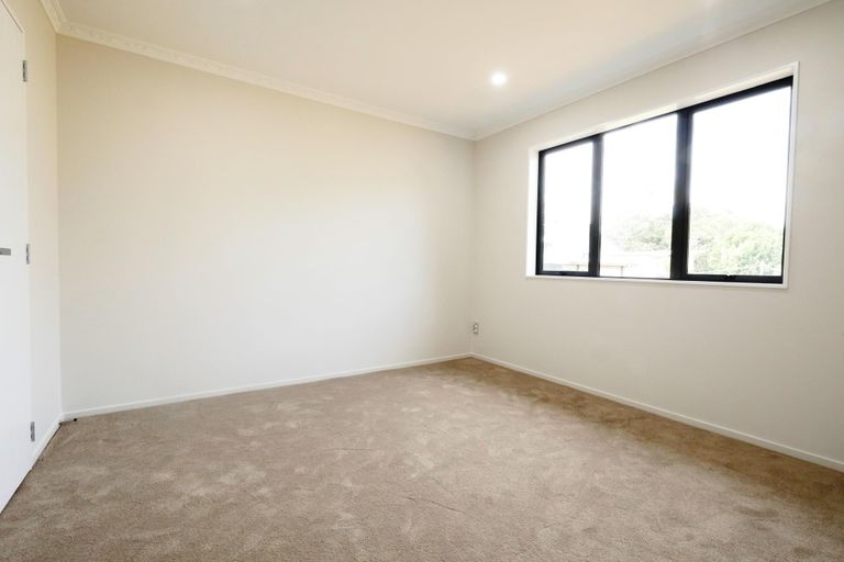 Photo of property in 11b Oxford Road, Manurewa, Auckland, 2102