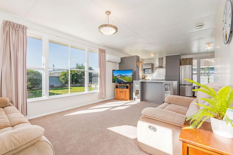 Photo of property in 5 Haversham Street, Highbury, Palmerston North, 4412