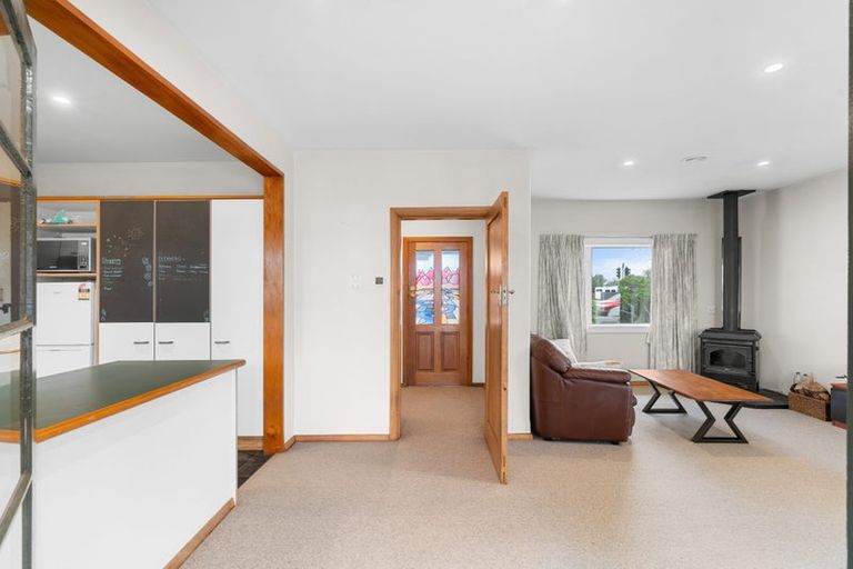 Photo of property in 144 Yaldhurst Road, Sockburn, Christchurch, 8042