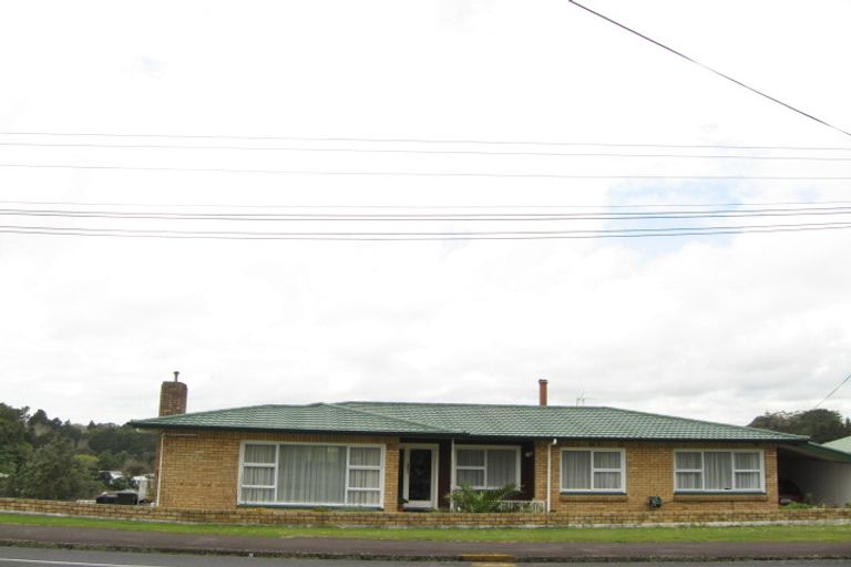 Photo of property in 66 Tarahua Road, Welbourn, New Plymouth, 4310