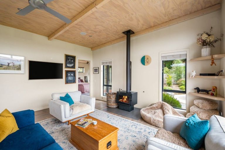 Photo of property in 4 Goldie Lane, Albert Town, Wanaka, 9305