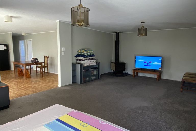 Photo of property in 16 Kakapo Place, Papatoetoe, Auckland, 2025