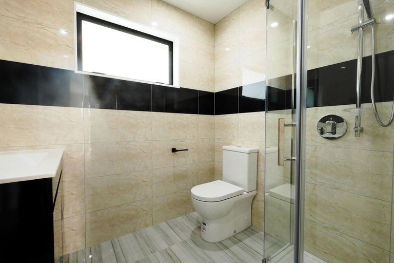 Photo of property in 11b Oxford Road, Manurewa, Auckland, 2102