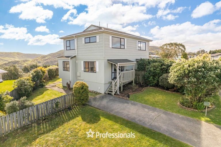 Photo of property in 25b Outram Grove, Kelson, Lower Hutt, 5010