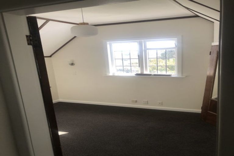 Photo of property in 34 Wainui Road, Waiwhetu, Lower Hutt, 5010