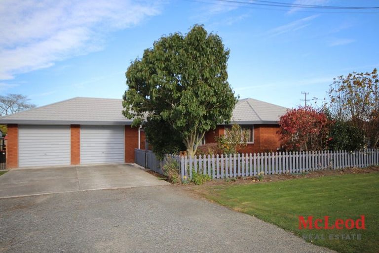 Photo of property in 30 Rolleston Street, Rakaia, 7710