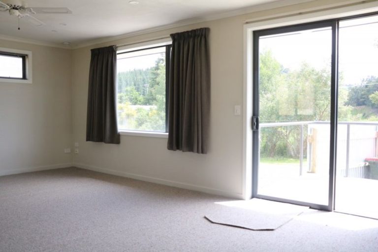 Photo of property in 5 Mill Street, Clinton, 9534