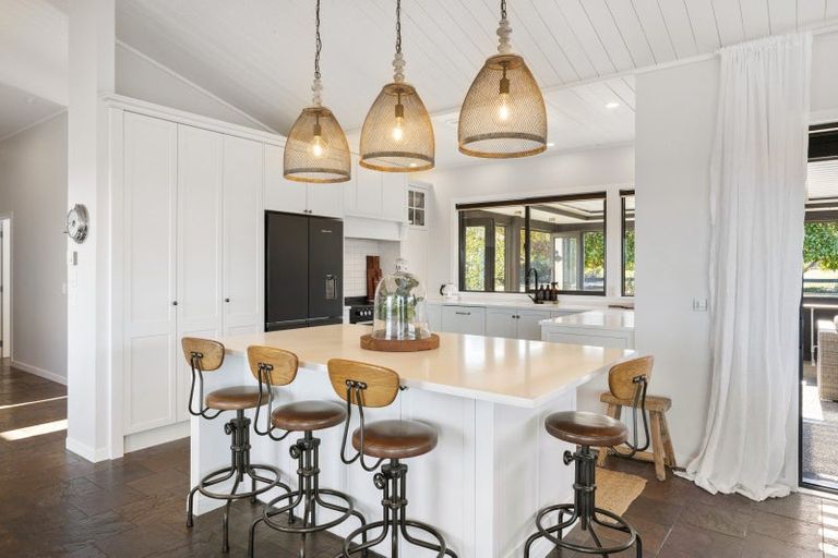 Photo of property in 20 Katelyn Place, Kinloch, Taupo, 3385