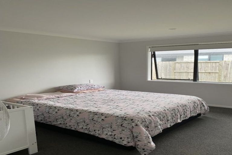 Photo of property in 4 Komata Crescent, Papamoa Beach, Papamoa, 3118