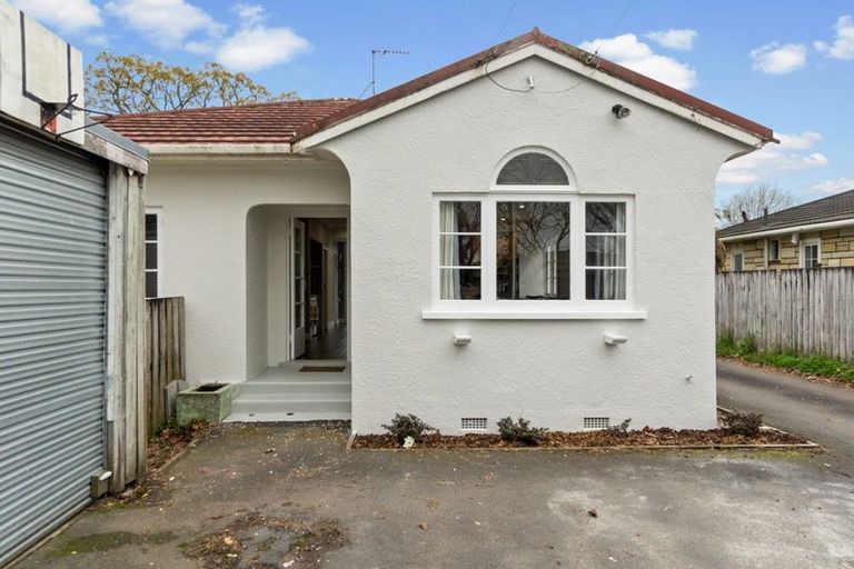 Photo of property in 5 Gillies Avenue, Claudelands, Hamilton, 3214