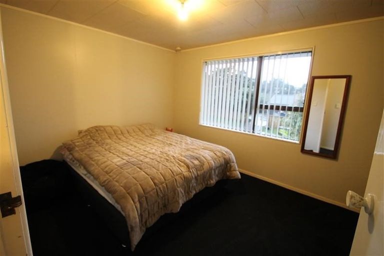 Photo of property in 106 Moire Road, West Harbour, Auckland, 0618