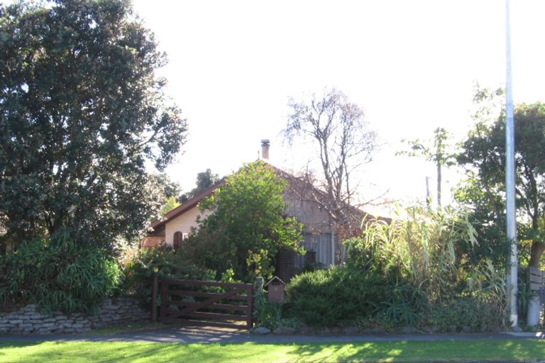 Photo of property in 9 Weggery Drive, Waikanae Beach, Waikanae, 5036