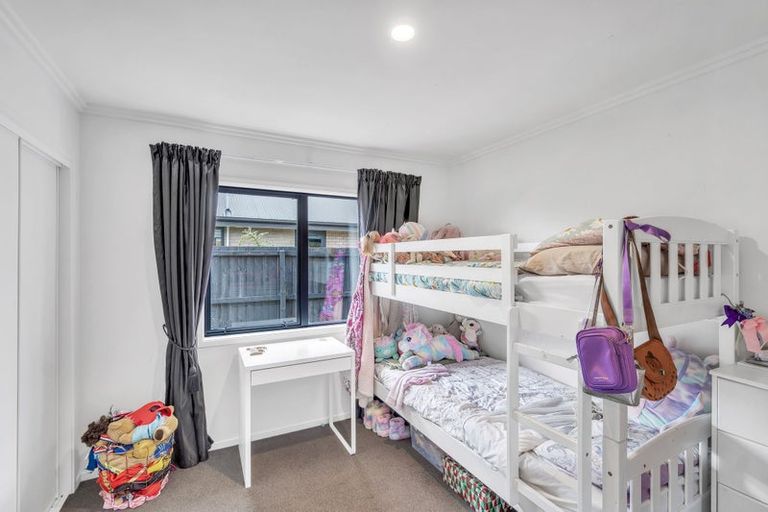 Photo of property in 3 Hineaari Street, Marshland, Christchurch, 8083