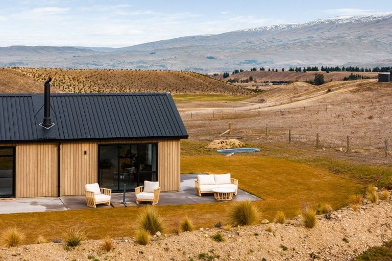 Photo of property in 30 Porter Lane, Springvale, Alexandra, 9391