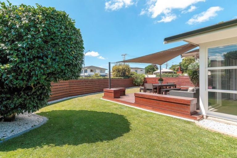 Photo of property in 441 Otumoetai Road, Otumoetai, Tauranga, 3110