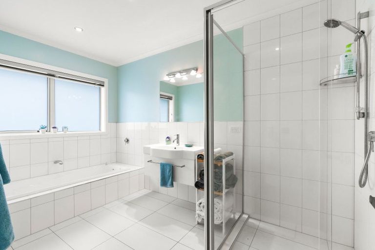 Photo of property in 11 Byron Brown Place, Otaki Beach, Otaki, 5512