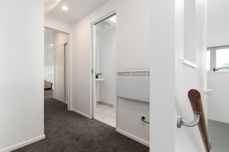 Photo of property in 1/1010 Colombo Street, St Albans, Christchurch, 8014