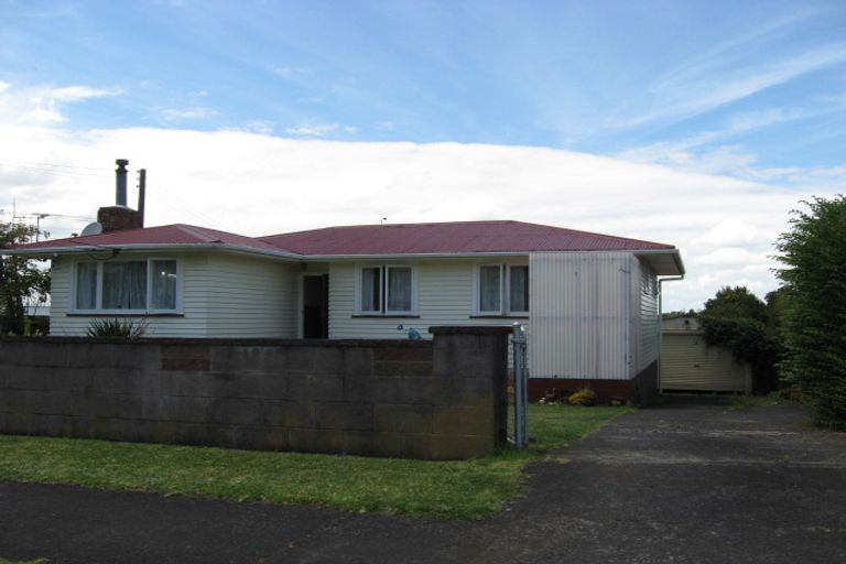 Photo of property in 5 Kapuka Road, Mangere Bridge, Auckland, 2022