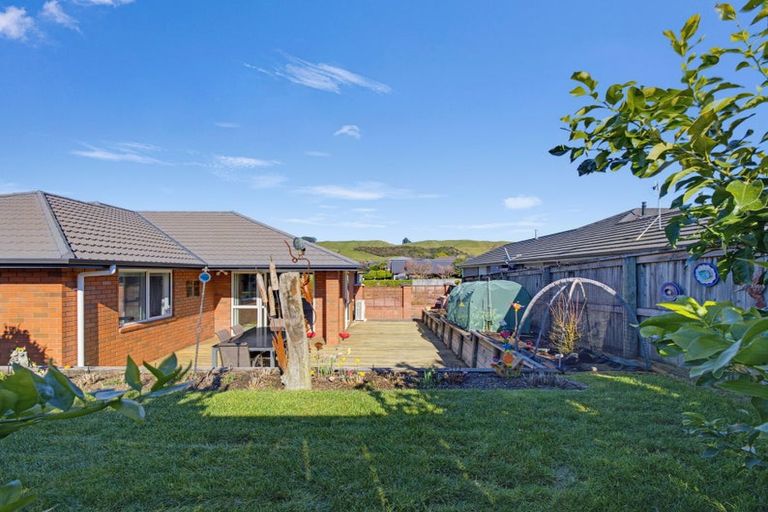 Photo of property in 15 Hamon Place, Pukehangi, Rotorua, 3015