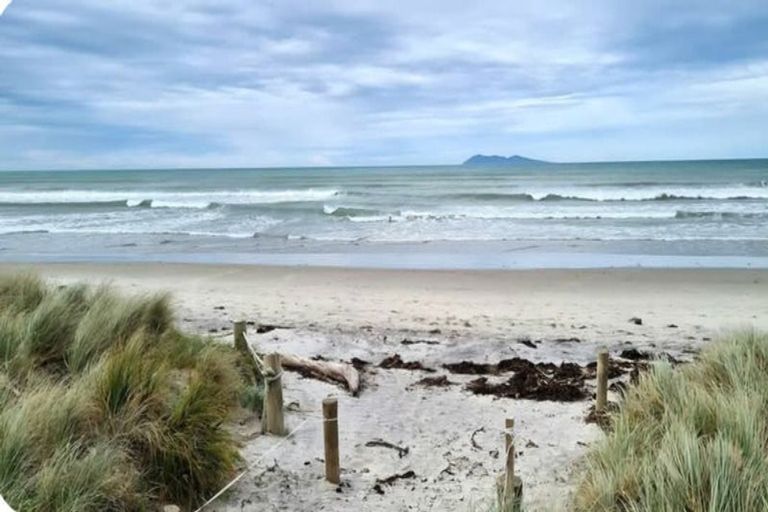 Photo of property in 5c Brighton Road, Waihi Beach, 3611