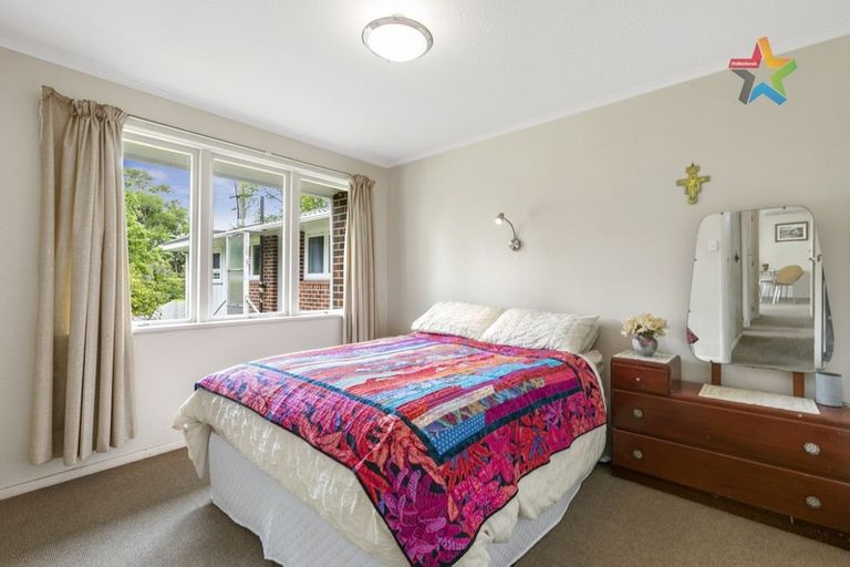 Photo of property in 143 Riverside Drive, Waiwhetu, Lower Hutt, 5010