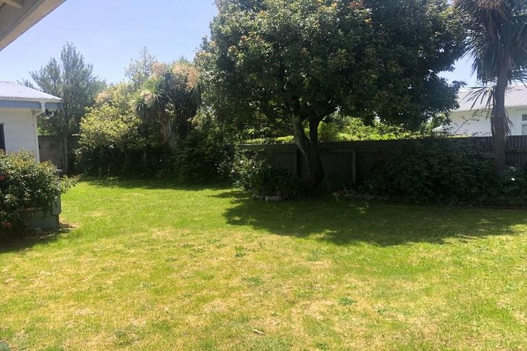 Photo of property in 37 Mcparland Street, Ebdentown, Upper Hutt, 5018