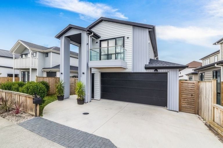 Photo of property in 10 Hangar Lane, Whenuapai, Auckland, 0618