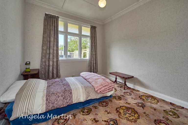 Photo of property in 46 Dahlia Street, Palmerston North, 4410