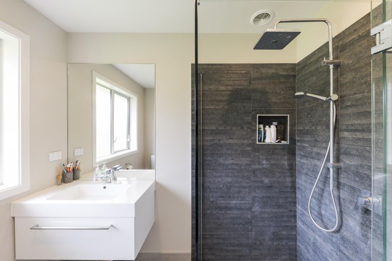 Photo of property in 20 Highland View Drive, Tokomaru, Palmerston North, 4474