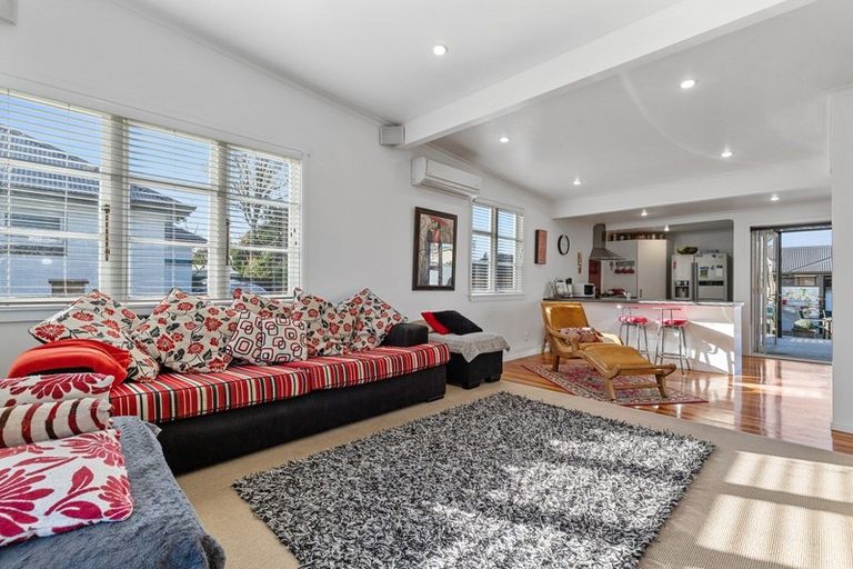 Photo of property in 18 Peachgrove Road, Hamilton East, Hamilton, 3216