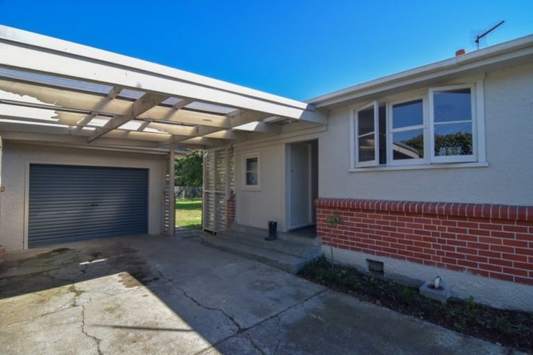 Photo of property in 2 Plimsoll Street, Carterton, 5713