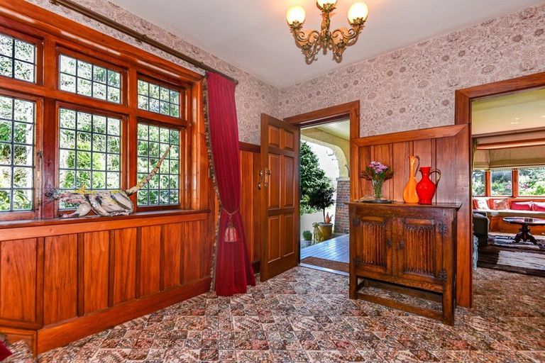 Photo of property in 54 Bridge Street, Coalgate, 7673