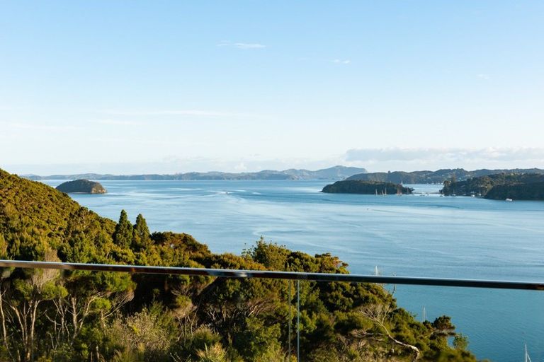 Photo of property in 12e Broadview Road, Opua, 0200