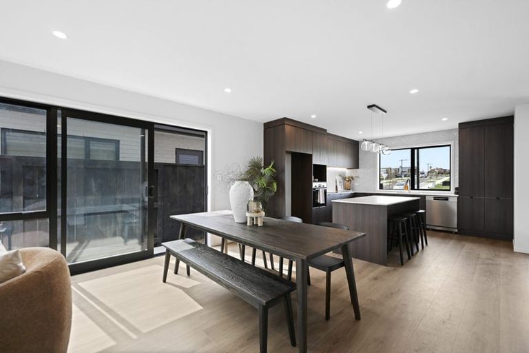 Photo of property in 30 Akakura Terrace, Peacocke, 3206