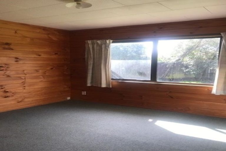 Photo of property in 24 Fisher Place, Carterton, 5713