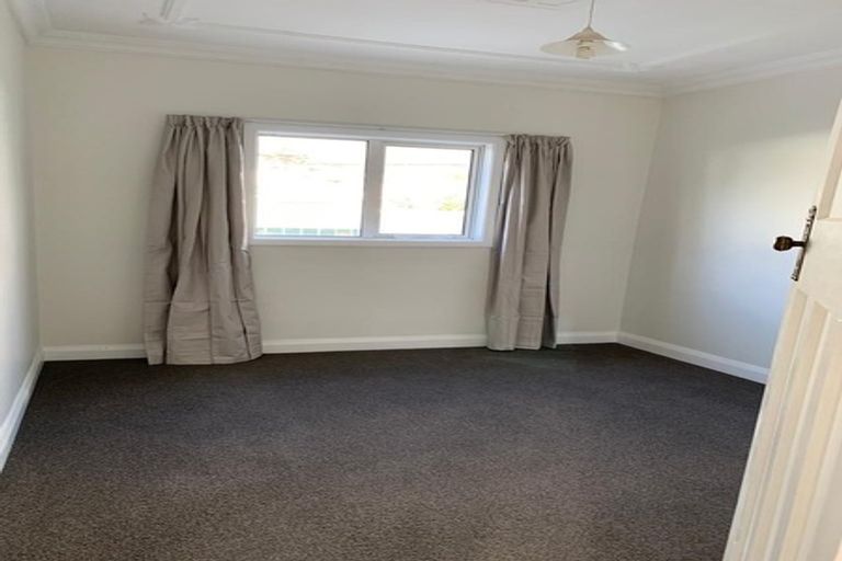 Photo of property in 125-127 Bell Road, Waiwhetu, Lower Hutt, 5010