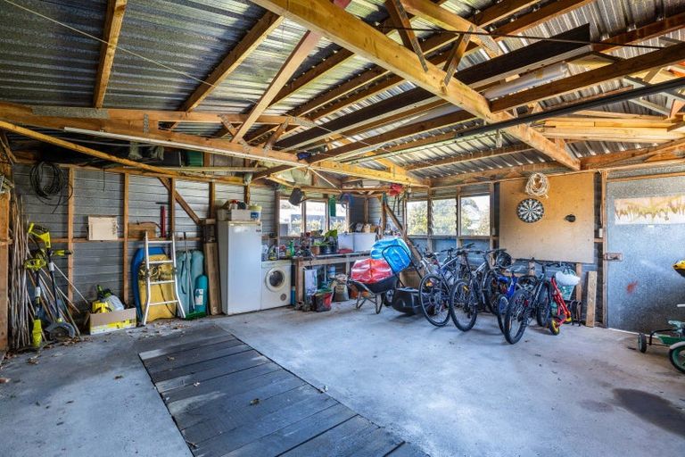 Photo of property in 131 Seaview Road, Westown, New Plymouth, 4310