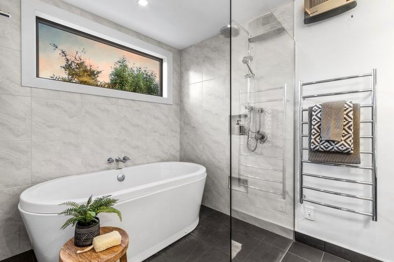 Photo of property in 85 Hartley Avenue, Strowan, Christchurch, 8052