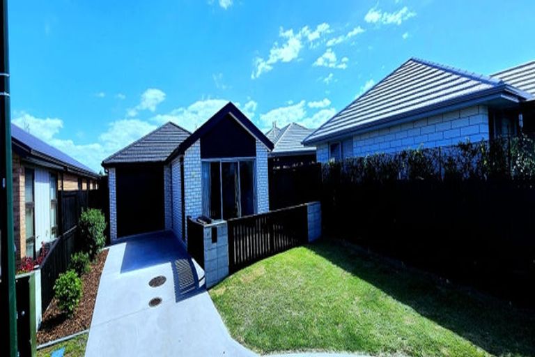 Photo of property in 61 Crown Street, Papamoa, 3118