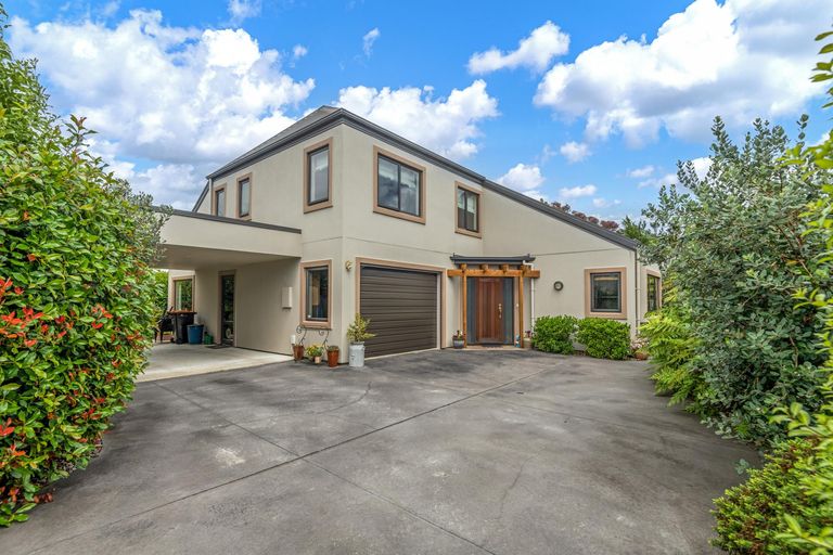 Photo of property in 7a Chilton Grove, Hokowhitu, Palmerston North, 4410