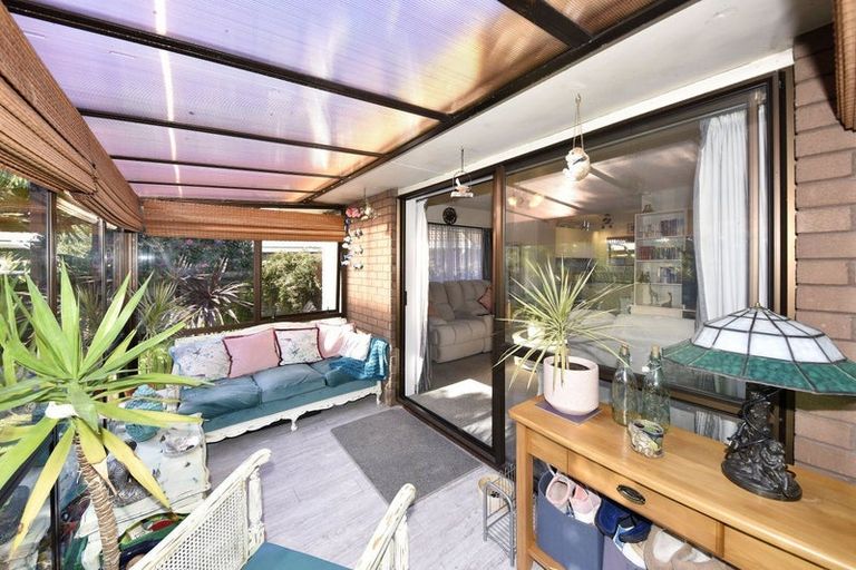 Photo of property in 2/82 Lincoln Road, Hillmorton, Christchurch, 8024