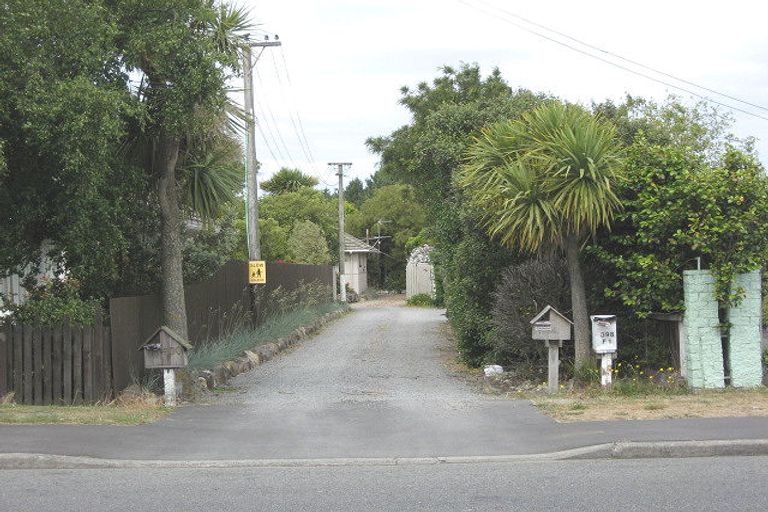 Photo of property in 2/398a Bower Avenue, Parklands, Christchurch, 8083