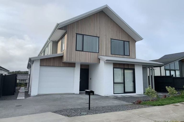 Photo of property in 38 Kotuitui Drive, Wainui, Silverdale, 0992