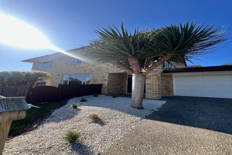 Photo of property in 12 Janway Avenue, Flat Bush, Auckland, 2016