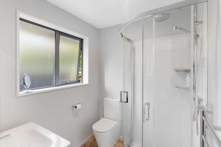 Photo of property in 40 Hewitts Road, Woodend, 7610