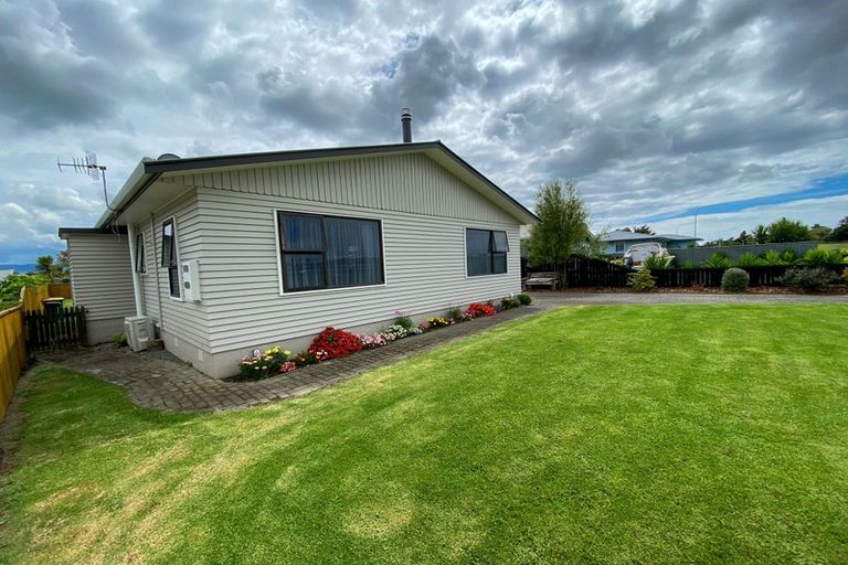 Photo of property in 44 College Road, Edgecumbe, 3120