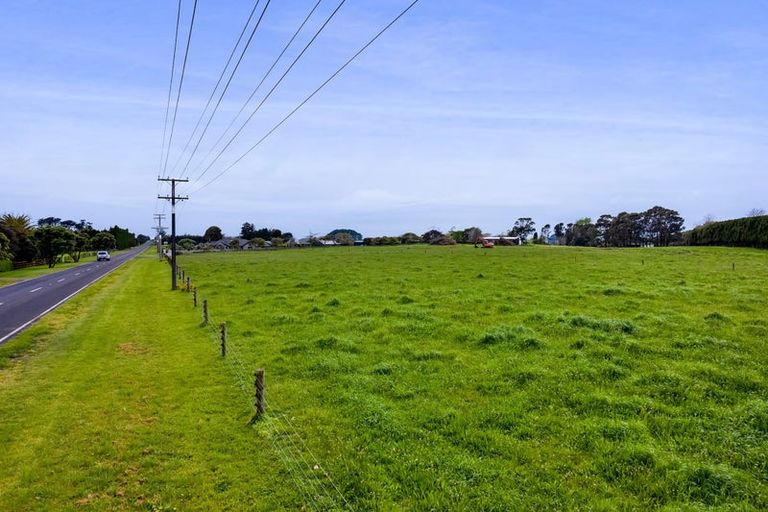 Photo of property in 84 Airport Drive, New Plymouth Airport, New Plymouth, 4373