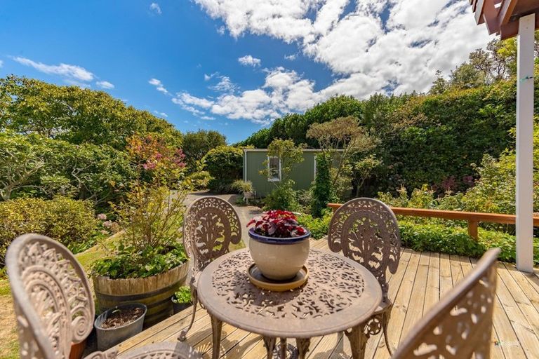 Photo of property in 12 Whanake Street, Titahi Bay, Porirua, 5022